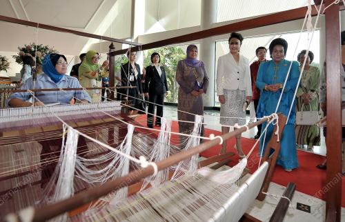 KL33_04102013_ROSMAH