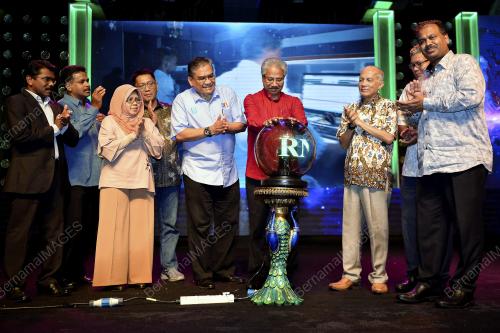 KL33_04112018_BNC_BN201811022687