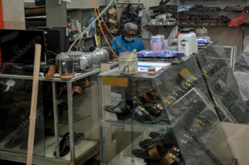 USAHAWAN INDUSTRI KECIL DAN SEDERHANA (IKS) BELANJAWAN 2021