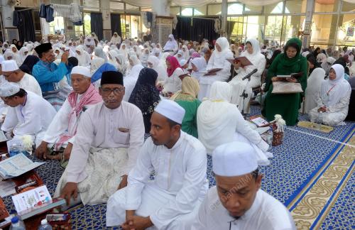 KL33_05032017_ROSMAH_QURAN