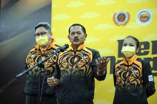 DATUK NUR AZMI AHMAD