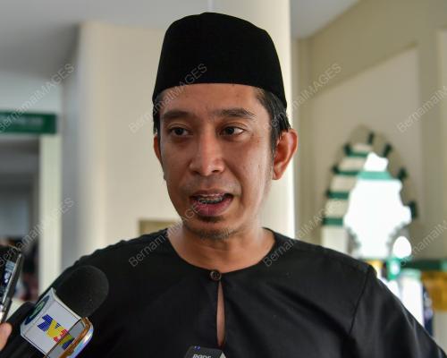 ADAM ADLI ABD HALIM