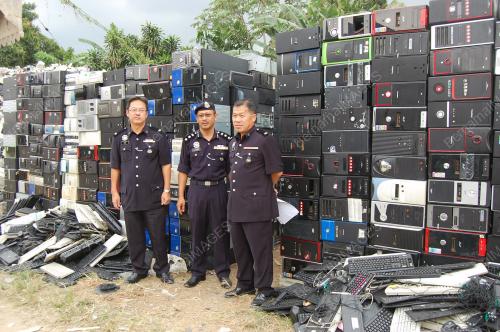 POLIS LUPUS KOMPUTER