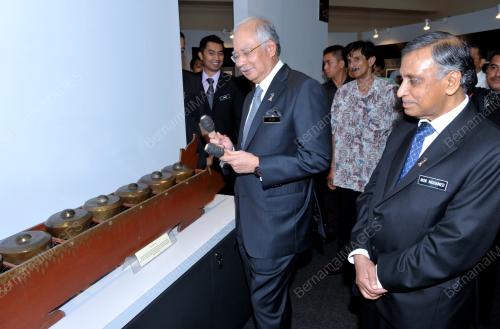 KL33_05102012_PM_LAWAT