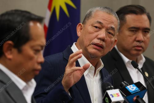 DATUK SERI FADILLAH YUSOF