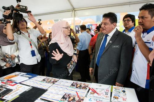 KL33_06042017_UNIKL