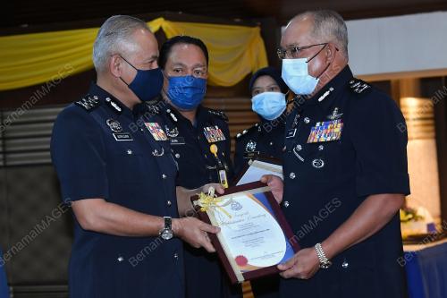 DATUK SERI ACRYL SANI ABDULLAH SANI