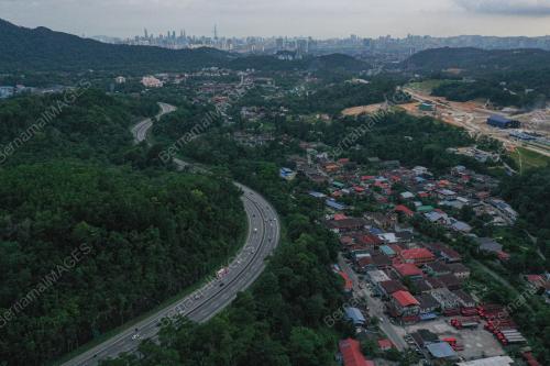 ALIRAN TRAFIK KE PUSAT BANDARAYA