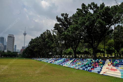 WAJAH BAHARU PADANG MERBOK