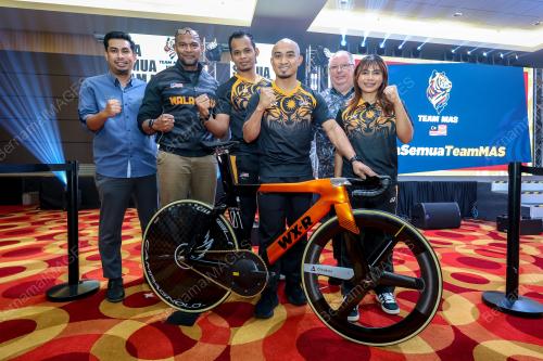 DATUK MOHD AZIZULHASNI AWANG