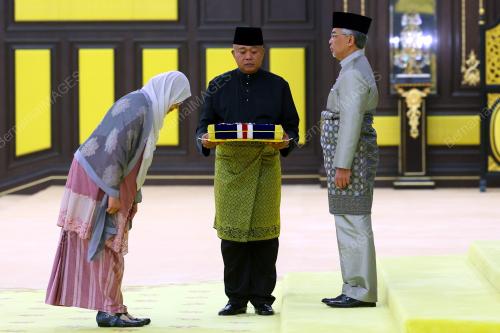AL-SULTAN ABDULLAH RI'AYATUDDIN AL-MUSTAFA BILLAH SHAH