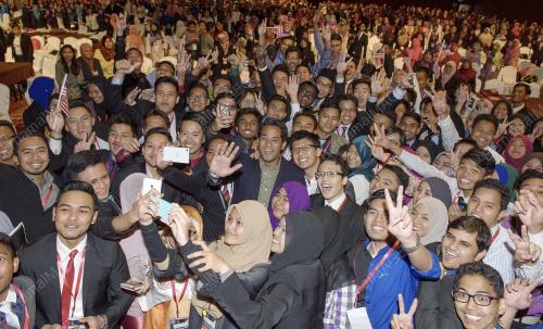 KL33_07022015_SIMPOSIUM
