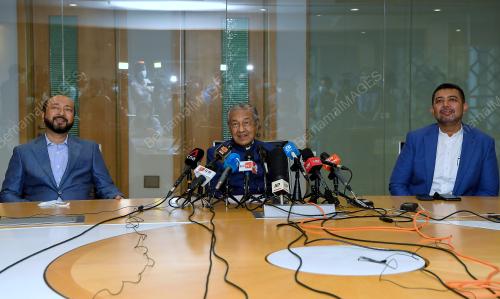 TUN DR MAHATHIR MOHAMAD