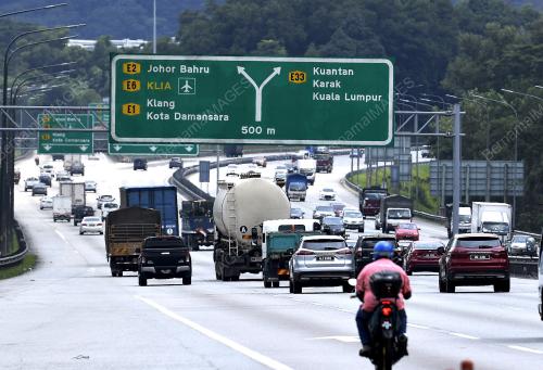 PEMBUKAAN SEMULA SEMPADAN RENTAS NEGERI