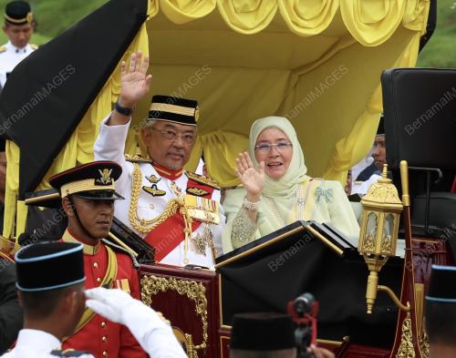 AL-SULTAN ABDULLAH RI'AYATUDDIN AL-MUSTAFA BILLAH SHAH