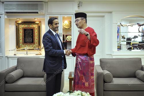 KL33_08052017_HISHAMMUDDIN_UAE