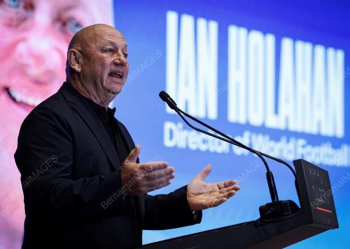 IAN HOLAHAN