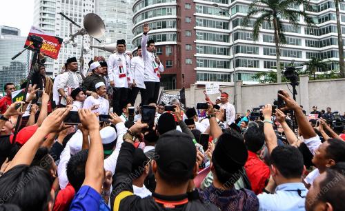 KL33_08122017_PERHIMPUNAN