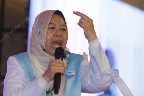 ZURAIDA KAMARUDDIN