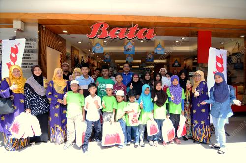KL33_09072015_BENITA
