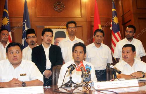 KHAIRY JAMALUDDIN