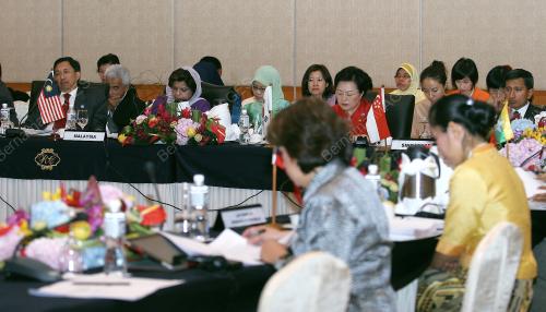 SHAHRIZAT ABDUL JALIL