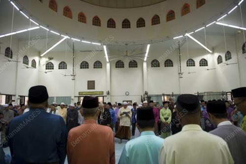 KL33_10012015_MAULIDUR_RASUL