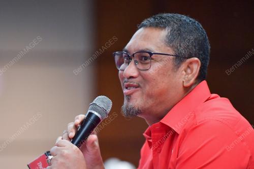 DATUK SERI AHMAD FAIZAL AZUMU