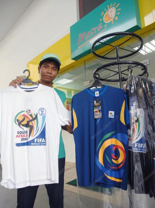 DEMAM PIALA DUNIA