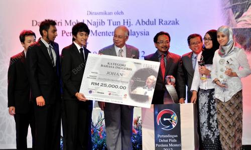KL33_10102012_DEBAT