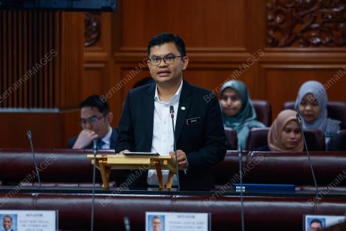 AKMAL NASRULLAH MOHD NASIR