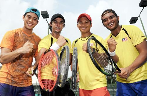 KL33_11052016_TENNIS