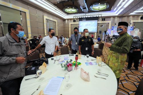 TAN SRI ANNUAR MUSA