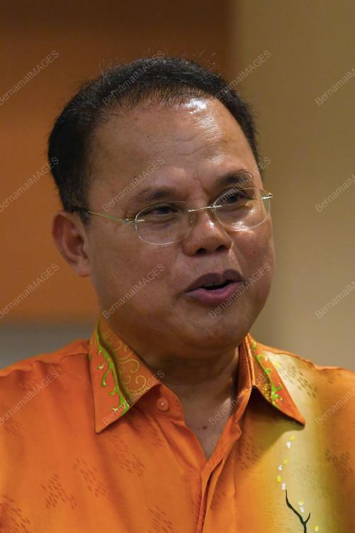 KL33_12052018_PC1_BN201805128335