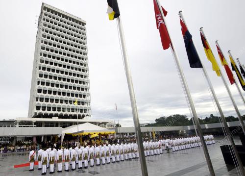 KL33_12122016_AGONG