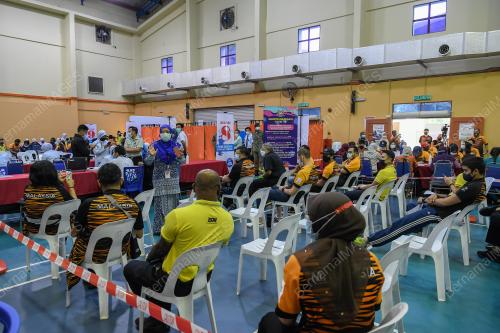 DATIK SERI REEZAL MERICAN NAINA MERICAN