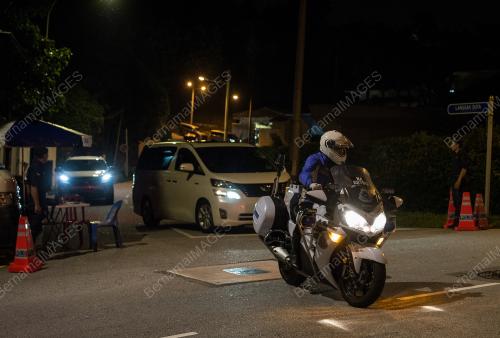 KL33_13052018_RUMAH_NAJIB