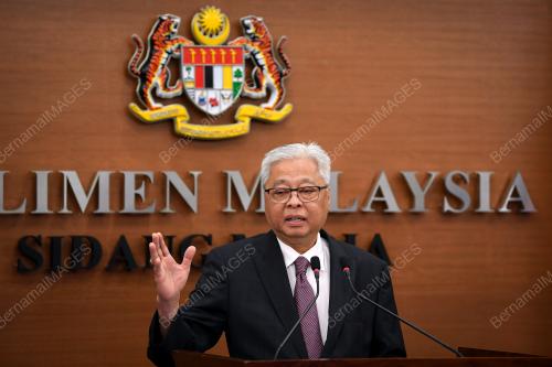 DATUK SERI ISMAIL SABRI YAAKOB