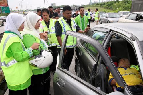 MENINGGAL DUNIA