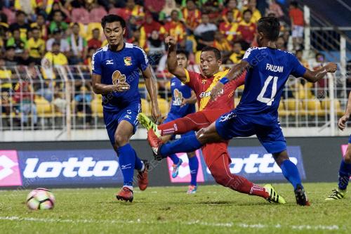 KL33_14022017_BOLA_FA