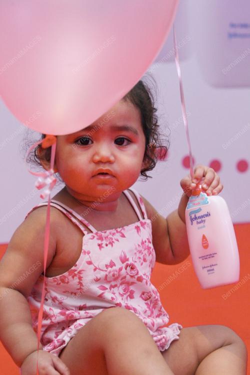 JOHNSON & JOHNSON
