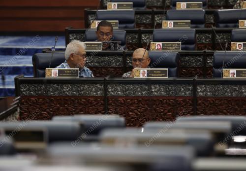 DATUK SERI HAMZAH ZAINUDIN