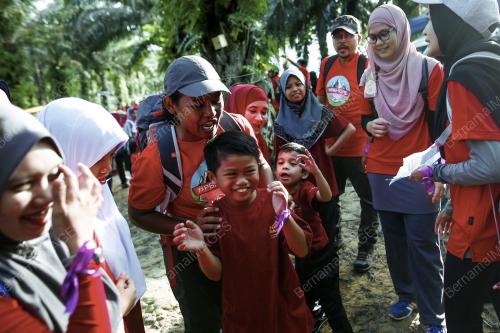 KL33_15042017_MBK_BROGA
