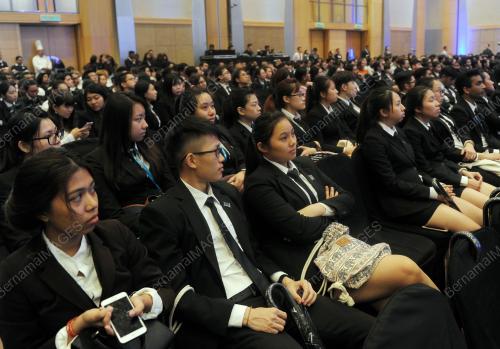 KL33_15052017_HILTON_BN201712053409