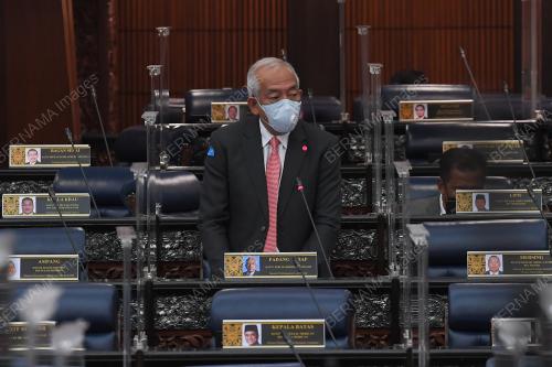 DATUK SERI MAHDZIR KHALID