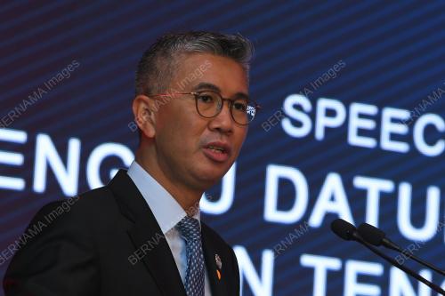 TENGKU DATUK SERI ZAFRUL TENGKU ABDUL AZIZ 