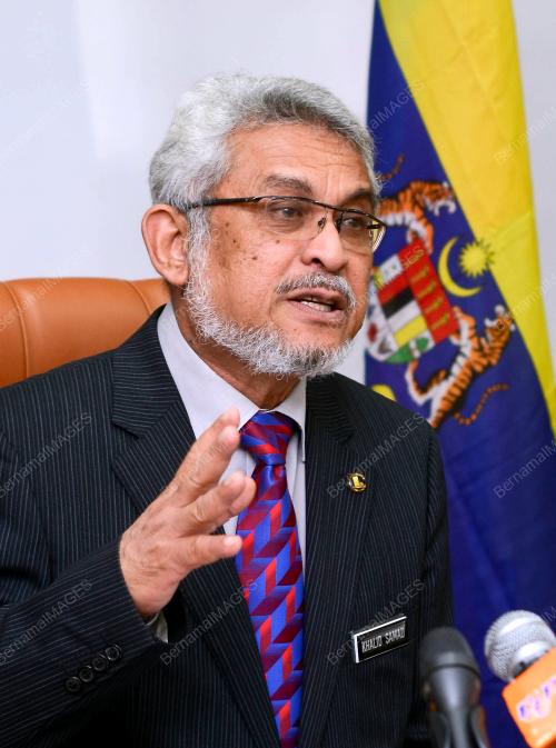 MENTERI KHALID SAMAD KE SIDANG MEDIA