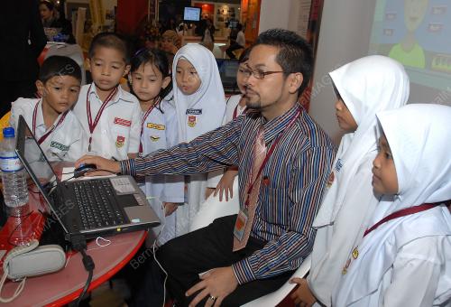 MUHYIDDIN YASSIN