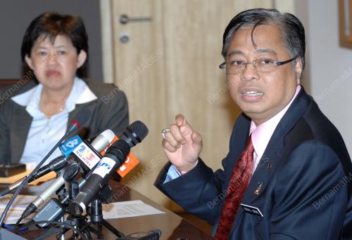 ISMAIL SABRI YAAKOB