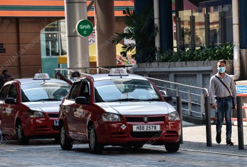 TINJAUAN PERKHIDMATAN TEKSI DAN E-HAILING
